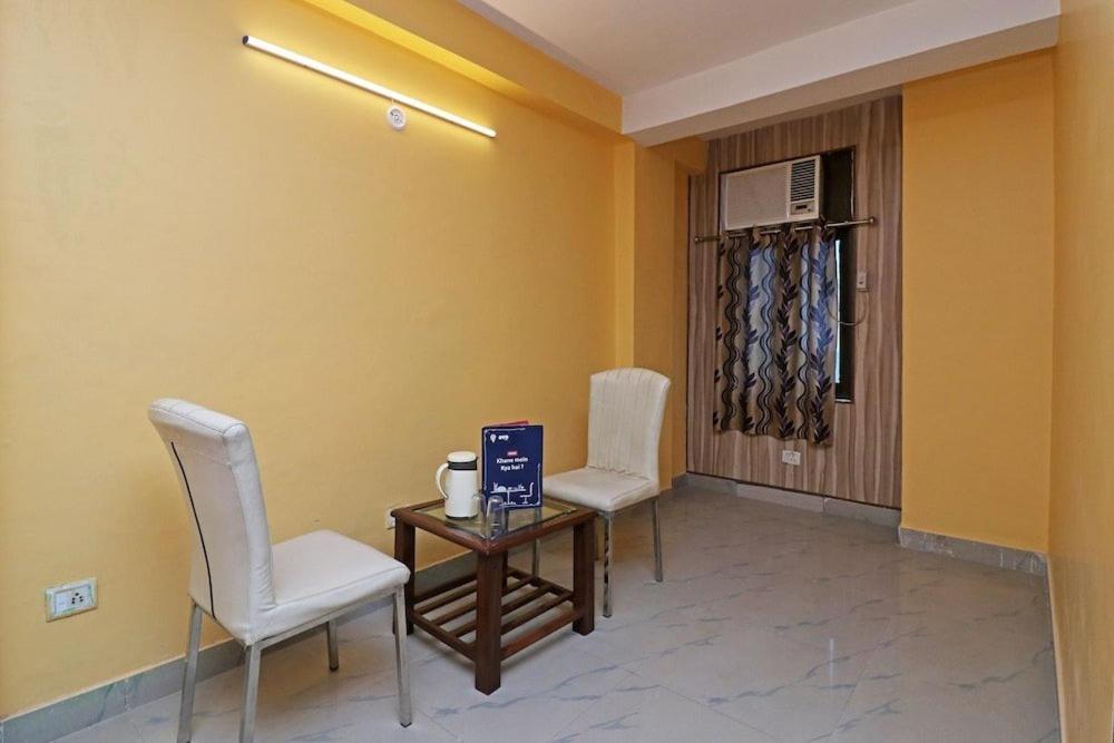 Airport Hotel Runway Ню Делхи Екстериор снимка